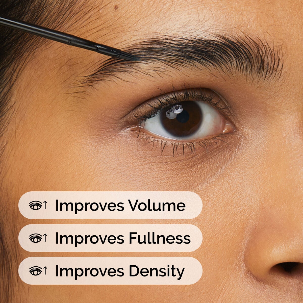 multi-peptide-lash-and-brow-serum-y5 ord-multi-peptide-lash-brow-model-application-with-benefits.jpg